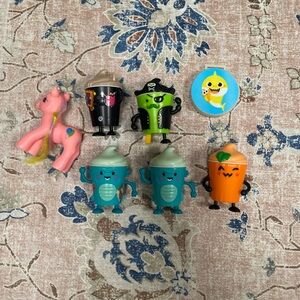 Colorful Kids Wendy happy meal Toy Set GUC